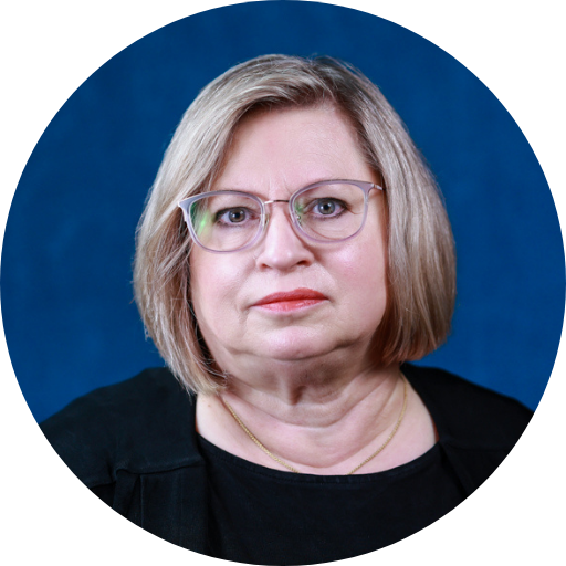 Headshot of Petra Grinnell, MSN, APRN,FNP-BC